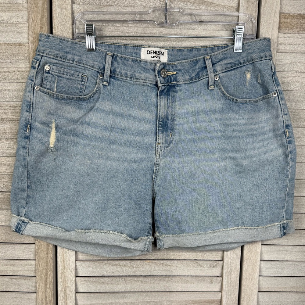 DENIZEN (From Levi's) Mid Rise Distressed Stretch Jean Shorts Light Wash-16(w33)
